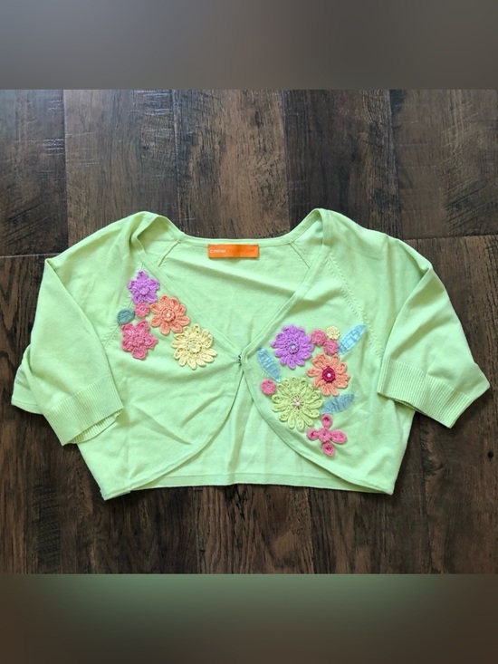 Cynthia Steffe Sweaters - CYNTHIA STEFFE Kelly green shrug, parlors size S
